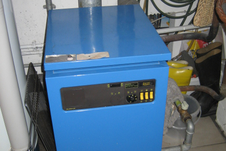 Heizgeräte mit Speicher und Installation photo