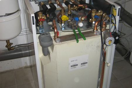 Heizgeräte mit Speicher und Installation photo