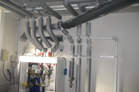 Heizgeräte mit Speicher und Installation photo
