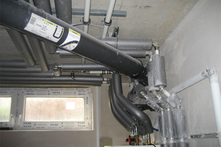 Heizgeräte mit Speicher und Installation photo