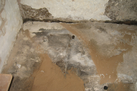 Reparaturen von Leitungen photo