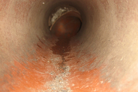 Reparaturen von Leitungen photo