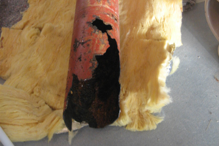 Reparaturen von Leitungen photo